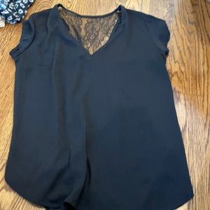 Dynamite lace black top